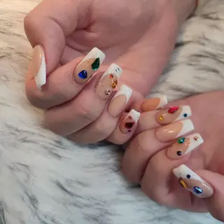 ネイル RUNWAY 　　の眉毛・アイブロウイメージ