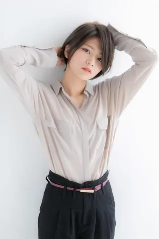 ショート シノハラ ガクト ショート/白髪ぼかしのヘアスタイル