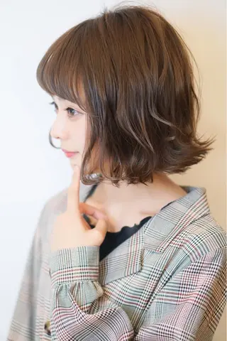 ショート カラー ディレクター ノナカのヘアスタイル