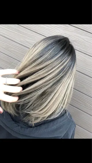 ミディアム カラー 韓国レイヤー/髪質 改善/縮毛🤍吉田のヘアスタイル