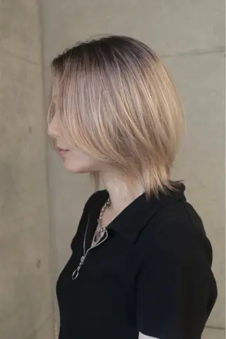 ミディアム カラー ハッシュカットとハイ トーン/HIROKIのヘアスタイル