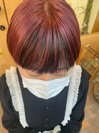 ショート カラー Era Hatsuneのヘアスタイル