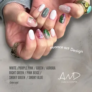 ネイル LOOPER所属・mzh ...のネイルデザイン