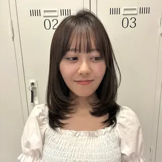 ミディアム rena /仙台/艶 カラー/レイヤーのヘアスタイル