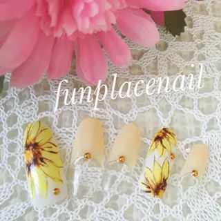 ショート ミディアム セミロング ロング カラー パーマ ヘアアレンジ メンズ キッズ ネイル まつエク nail salon＆school felice所属・フェリーチェ瑞江店 新山のネイルデザイン