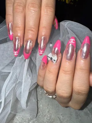 ネイル Raviliss ♡のネイルデザイン