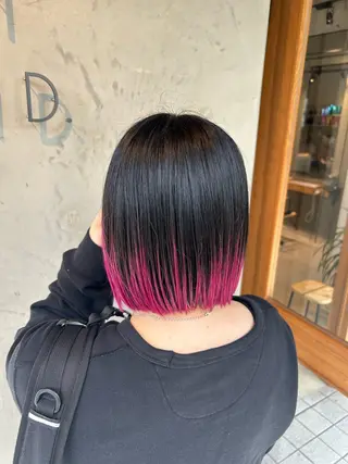 ミディアム カラー 成田 智彩のヘアスタイル