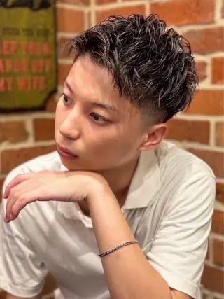 ショート 高橋 ヒゲイトのヘアスタイル
