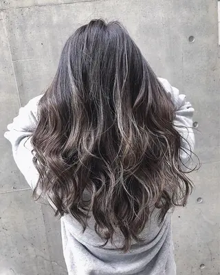 ロング カラー hair salon mementoのヘアスタイル