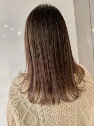 ロング Monan 新宿所属・ケイジ✨透明感 /艶カラー✨のヘアスタイル