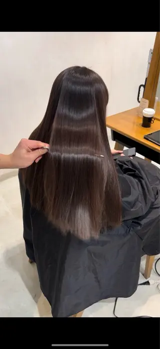 ロング i.blue所属・縮毛矯正特化/ 髪質改善/だいすけのヘアスタイル