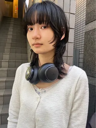 セミロング 猪俣 彩音のヘアスタイル