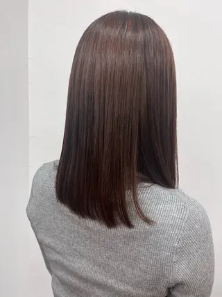 ミディアム 遠藤 乙夏のヘアスタイル