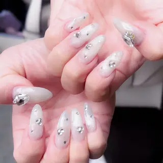 ネイル LEFTNAILS フィルインニュアンスのネイルデザイン