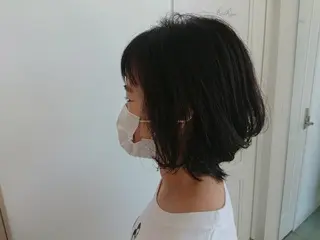 ミディアム 鈴木 翠のヘアスタイル