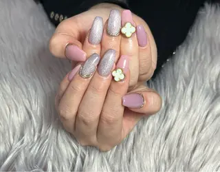 ネイル R yukiのネイルデザイン