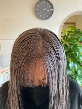 セミロング カラー ブリーチ👩🦳/ ✂︎MANAMIのヘアスタイル