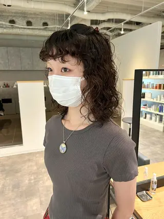 ミディアム パーマ 桃果 momokaのヘアスタイル