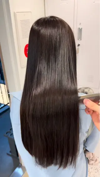 ロング カラー Cloe所属・久世 聡のヘアスタイル