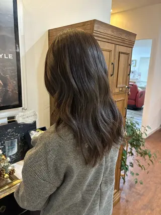 ロング 天野 妃菜のヘアスタイル