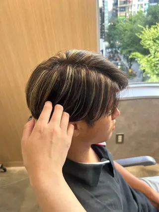 カラー メンズ 新宿ハイトーン/ カットモデル/のりかのヘアスタイル