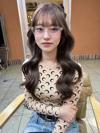 ロング maya レイヤーカットのヘアスタイル