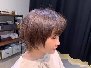 ショート ツイストスパイラル 波巻き🩵片平和香奈のヘアスタイル