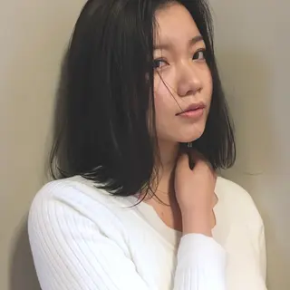 ショート カラー 上川 美幸のヘアスタイル