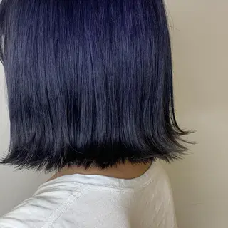 ショート カラー 小森 衣純のヘアスタイル