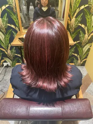 カラー 有田 虹美のヘアスタイル