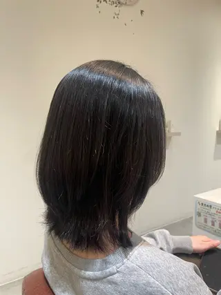 ミディアム 平 真亜里のヘアスタイル