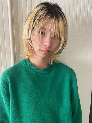 セミロング 7Bridge所属・ハッシュカット 小西貫太のヘアスタイル