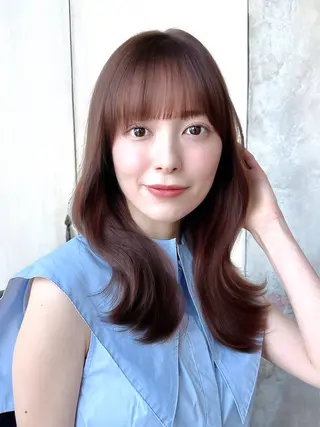 セミロング カラー レイヤー/艶カラー 韓国/石戸谷海斗のヘアスタイル