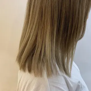 ミディアム カラー ヒロミ/アレンジ/ アンニュイ/透け感のヘアスタイル