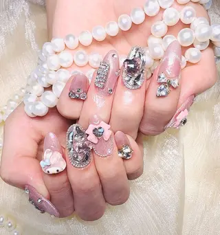 ネイル 伊原 羽美のネイルデザイン