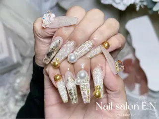 ネイル E.N🦋 長さ出し/持ち込みのネイルデザイン