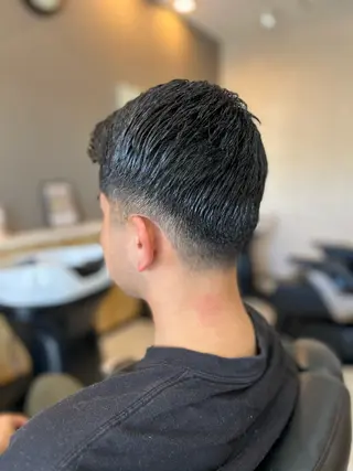 ショート メンズ THEBARBER TEN所属・伊禮 海凪のヘアスタイル