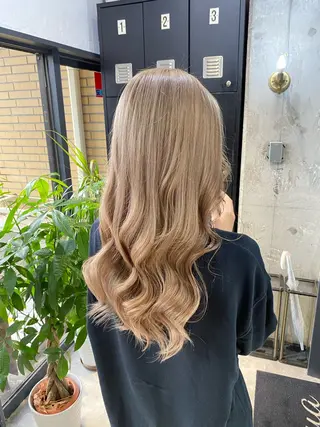 セミロング 艶髪ハイトーン🌙 /RINOのヘアスタイル