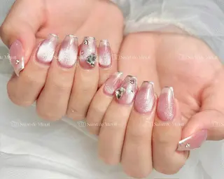 ネイル Salon de Minuit🦩のネイルデザイン
