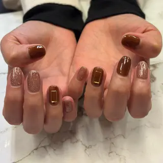 ネイル Honey Bee所属・Honey Bee Mikuのネイルデザイン