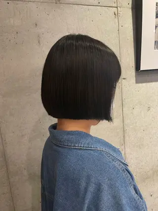ショート CRESCENDO 山本樹カットカラーのヘアスタイル