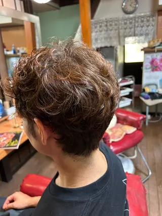 ショート パーマ 🏘️秘密基地サロン サユリ美容室💎のヘアスタイル
