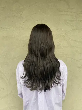 ロング カラー レイヤー/蟹江/ くすみカラー/川口のヘアスタイル