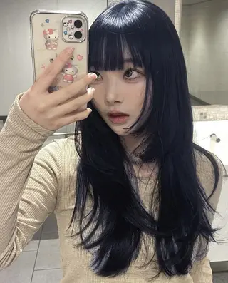 ロング カラー 🤍ྀི透ける寒色 Cocoa🤍ྀིのヘアスタイル