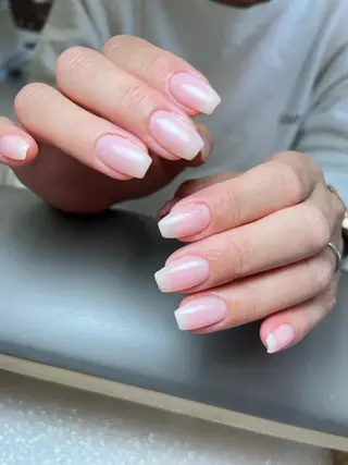 ネイル Flowerネイルサロン所属・. yukiのネイルデザイン