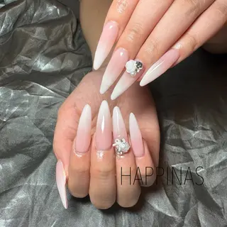 ネイル HAPPINAS所属・HAPPINAS kotomiのネイルデザイン