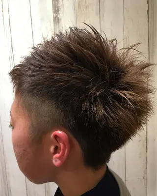 ショート メンズ 松田 和樹のヘアスタイル