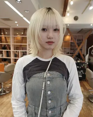 ミディアム Null 表参道所属・岩下昂世/ ハイトーン/デザインのヘアスタイル