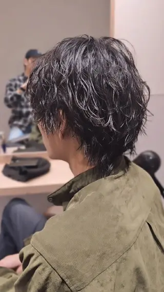 ミディアム パーマ サロウィン　神戸三宮店所属・三宮No.1ブリーチ 無しカラー/杉山太貴のヘアスタイル