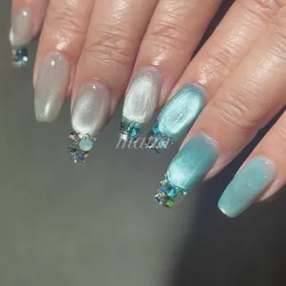 ネイル Salon Aina北千住所属・Salon Aina manaのネイルデザイン